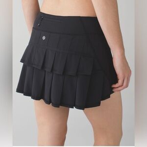LULULEMON  Pace Setter Skort - sz 10